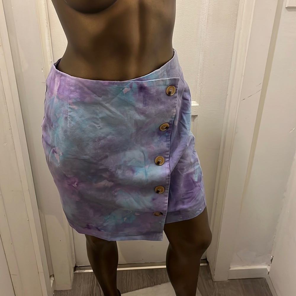 Tie dye high waisted mini skirt